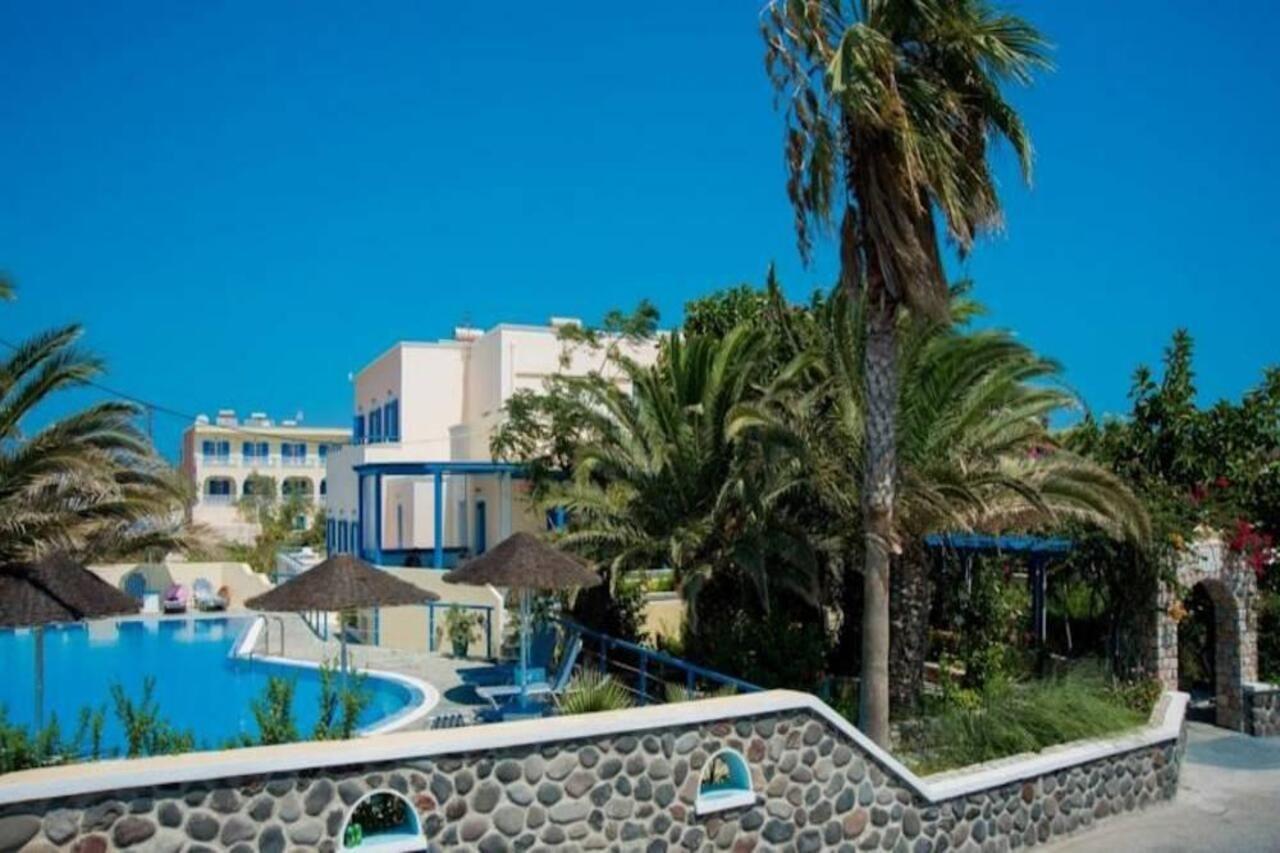 Hotel Avra Kamári Exteriör bild